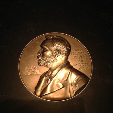 Nobelmedalj.