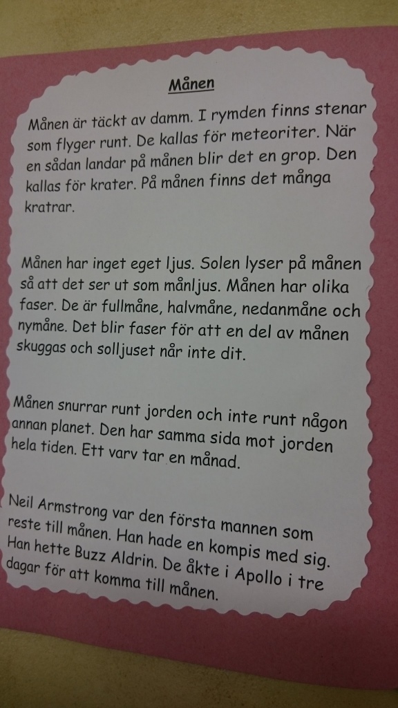 Text om månen.