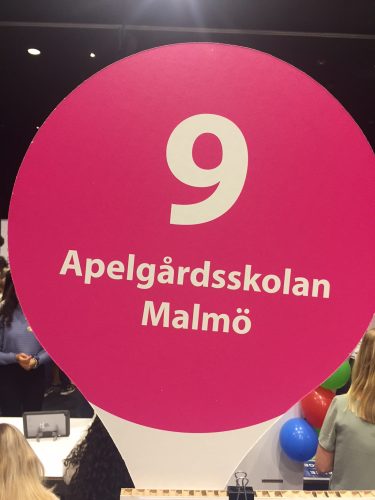 Texten "9 Apelgårdsskolan Malmö".