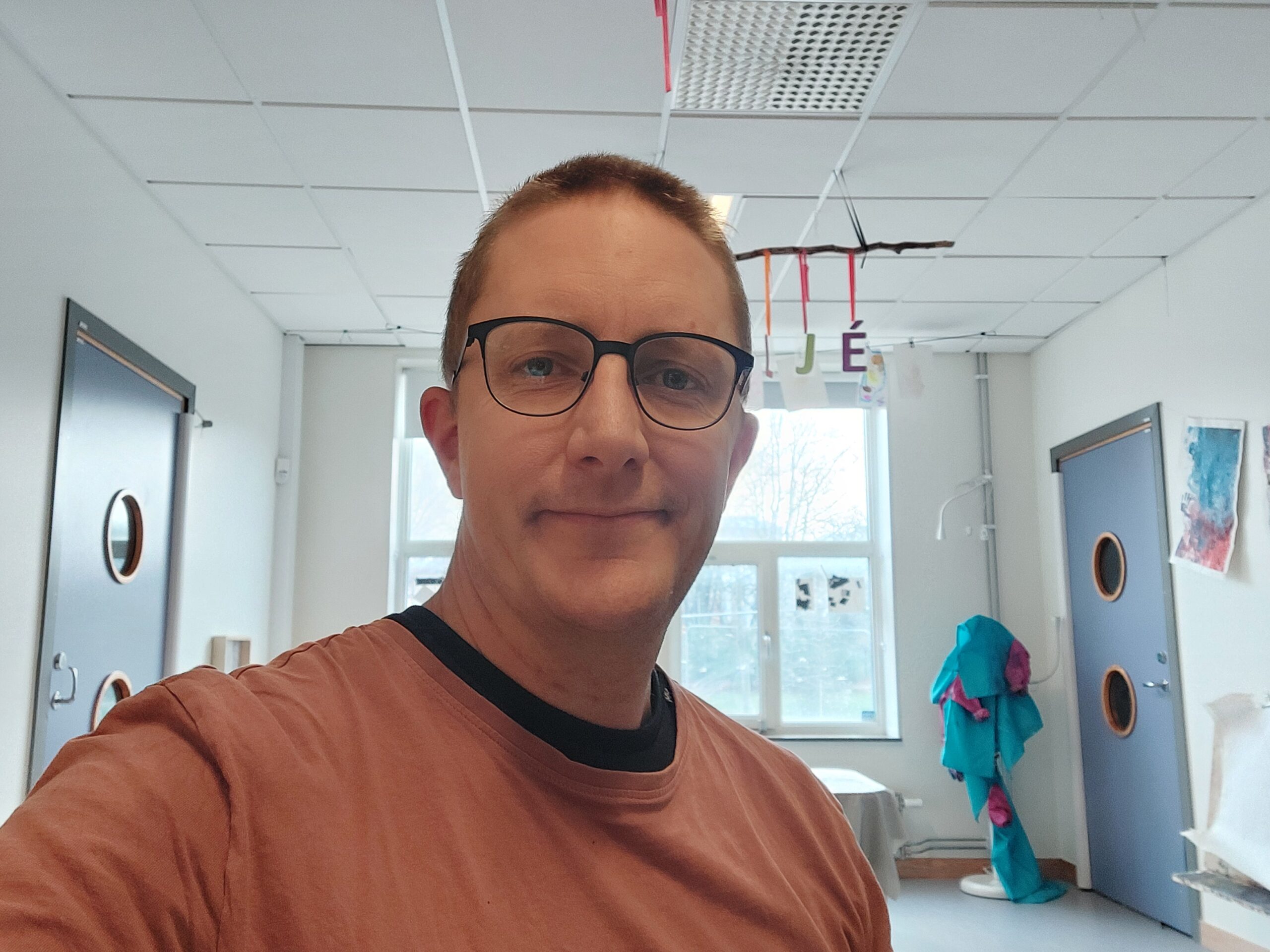 Porträttbild på lärare.