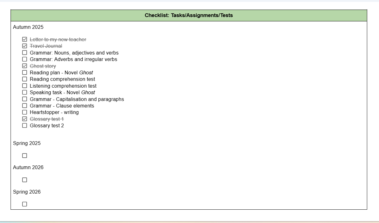 Checklista för uppgifter och tester i engelska, med avbockade och kvarstående moment för höstterminen 2025.